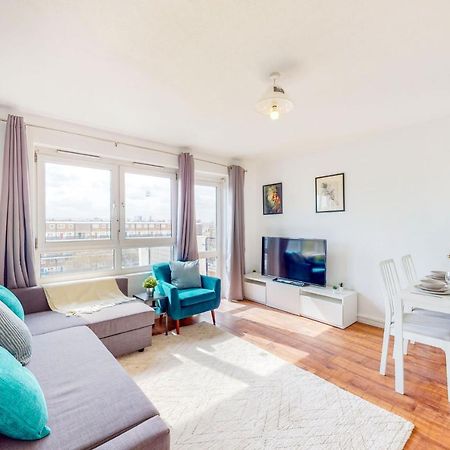 Apartment Near To Tower Bridge With Free Parking & View Of The Shard Лондон Екстериор снимка